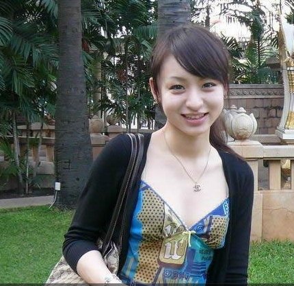 梦中的艳情约会完整无删减